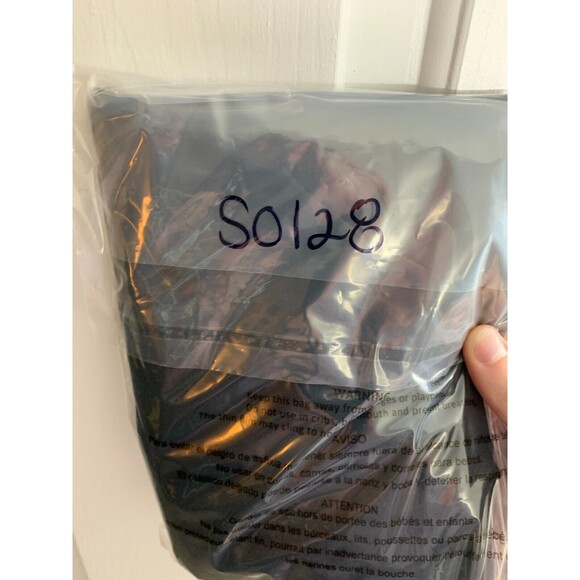 QUEEN 2018 100% Cotton Band (S) Shirt Black T-Shirt We Will Rock You Rock & Roll - Picture 7 of 7